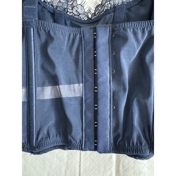 Victoria's Secret Dream Angels Unlined Lace Up Corset Top Size: S - Picture 5 of 6